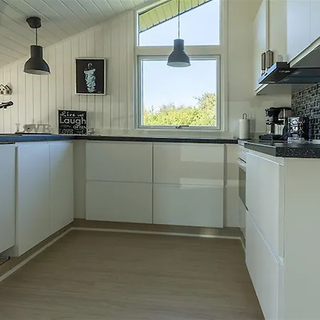 펜션 Two-bedroom Holiday In *