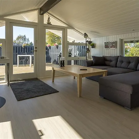 펜션 Two-bedroom Holiday In *